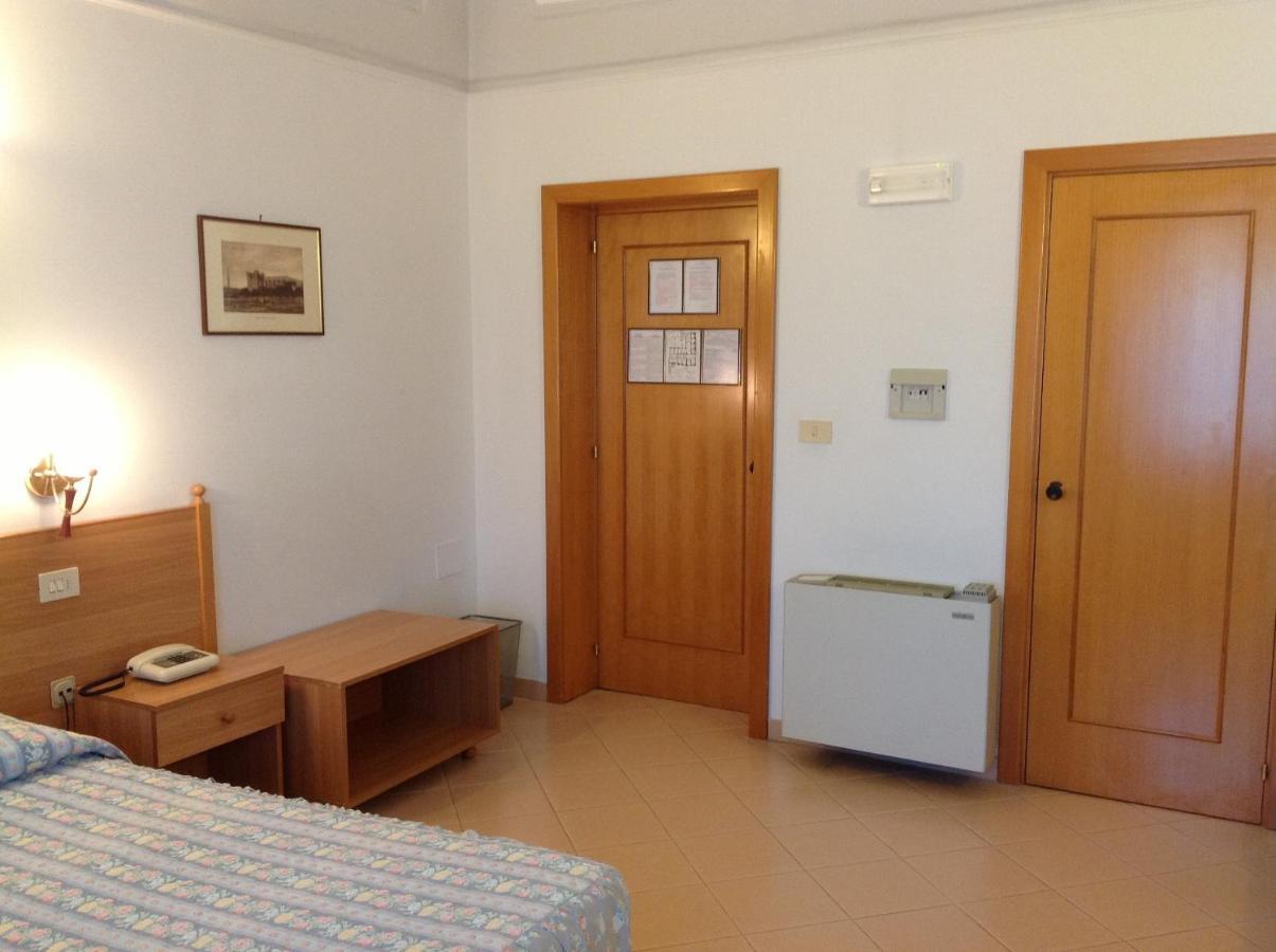 Hotel Castello Mesagne Szoba fotó