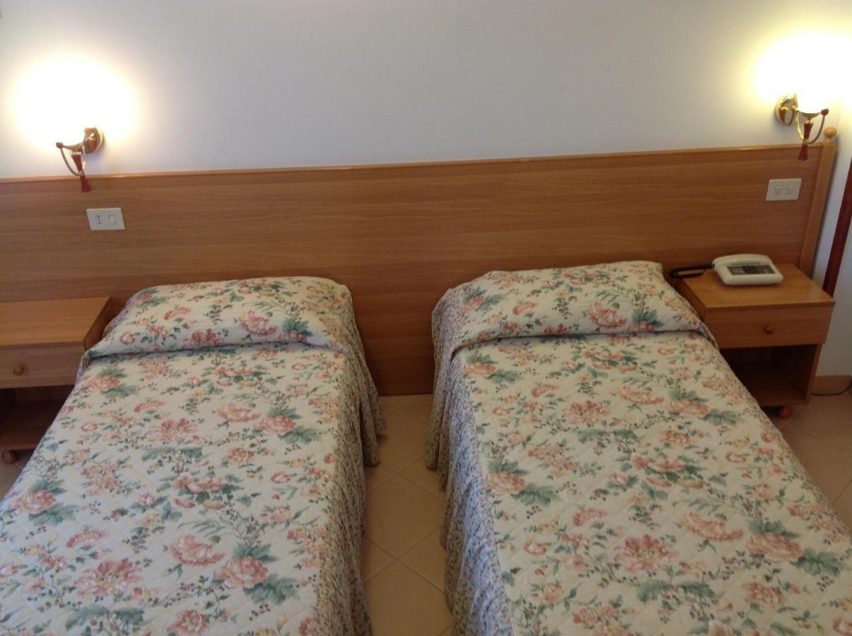 Hotel Castello Mesagne Szoba fotó