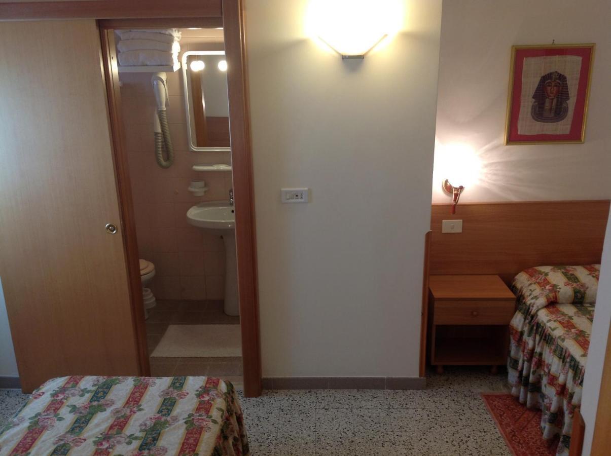 Hotel Castello Mesagne Szoba fotó